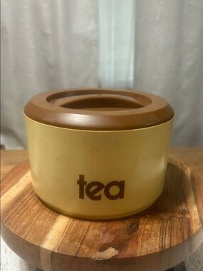 Vintage Sterilite Tea Canister with Brown Lid